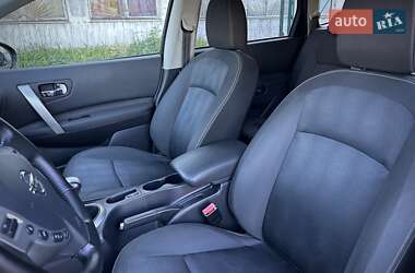 Внедорожник / Кроссовер Nissan Qashqai+2 2012 в 