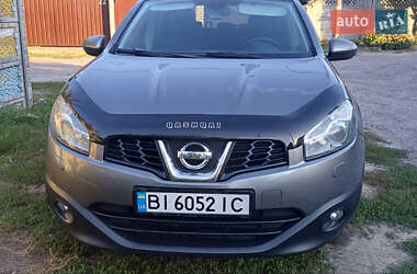 Внедорожник / Кроссовер Nissan Qashqai+2 2013 в Кременчуге