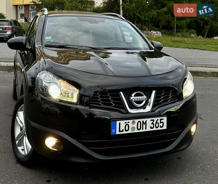 Nissan Qashqai+2 2011