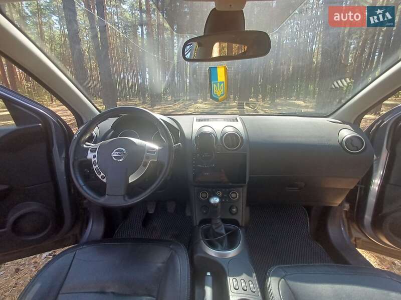 Внедорожник / Кроссовер Nissan Qashqai+2 2009 в Гадяче