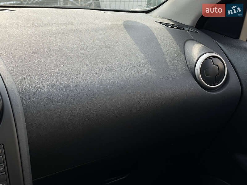 Позашляховик / Кросовер Nissan Qashqai+2 2012 в Бердичеві фото 51 Позашляховик / Кросовер Nissan Qashqai+2 2012 в Бердичеві