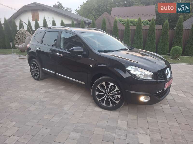Внедорожник / Кроссовер Nissan Qashqai+2 2011 в 