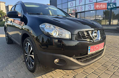 Внедорожник / Кроссовер Nissan Qashqai+2 2011 в Ивано-Франковске