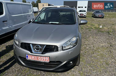 Внедорожник / Кроссовер Nissan Qashqai+2 2011 в Сумах