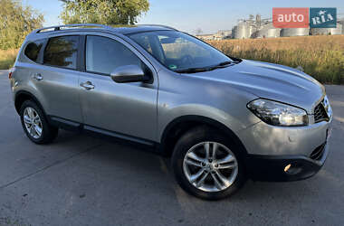 Позашляховик / Кросовер Nissan Qashqai+2 2011 в  фото 7 Позашляховик / Кросовер Nissan Qashqai+2 2011 в