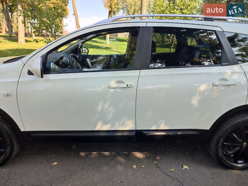 Внедорожник / Кроссовер Nissan Qashqai+2 2010 в Звенигородке фото 11 Внедорожник / Кроссовер Nissan Qashqai+2 2010 в Звенигородке
