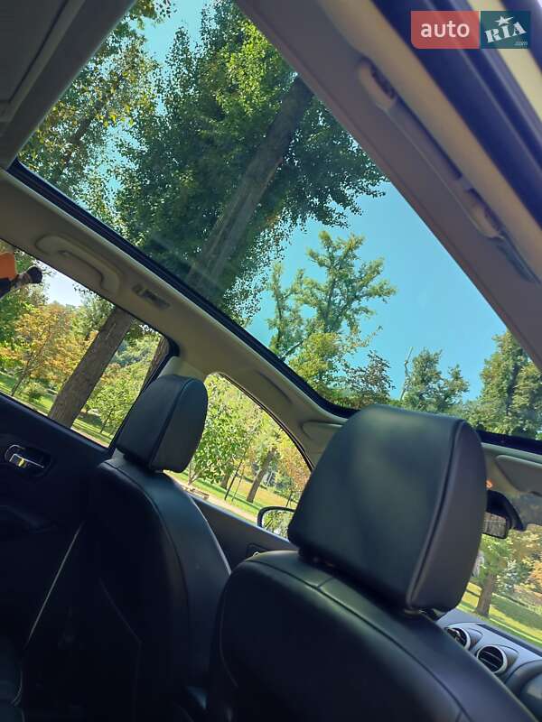 Внедорожник / Кроссовер Nissan Qashqai+2 2010 в Звенигородке фото 50 Внедорожник / Кроссовер Nissan Qashqai+2 2010 в Звенигородке