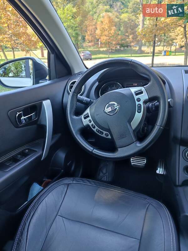 Внедорожник / Кроссовер Nissan Qashqai+2 2010 в Звенигородке фото 71 Внедорожник / Кроссовер Nissan Qashqai+2 2010 в Звенигородке