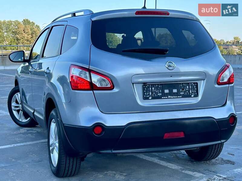 Внедорожник / Кроссовер Nissan Qashqai+2 2012 в Киеве