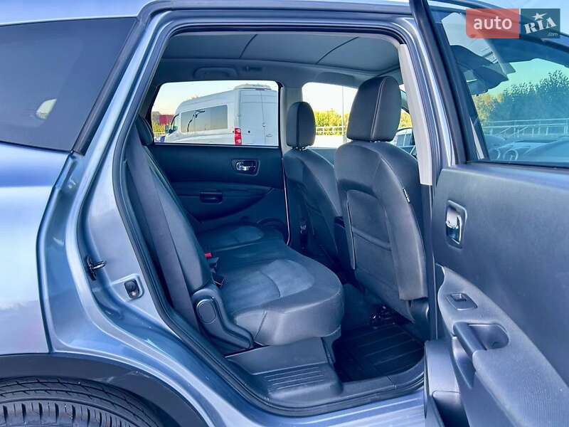 Внедорожник / Кроссовер Nissan Qashqai+2 2012 в Киеве