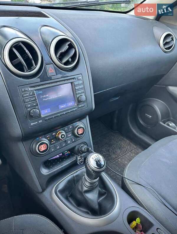 Внедорожник / Кроссовер Nissan Qashqai+2 2010 в Виннице