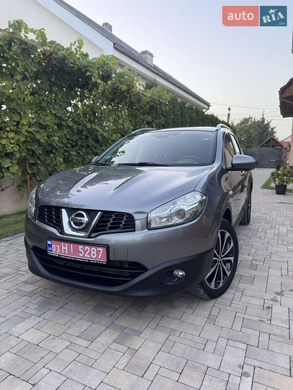 Внедорожник / Кроссовер Nissan Qashqai+2 2012 в Виноградове