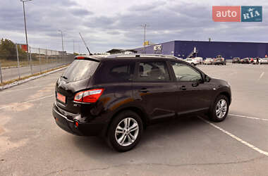 Внедорожник / Кроссовер Nissan Qashqai+2 2010 в 