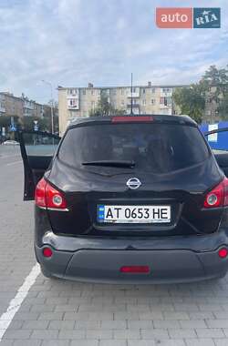 Внедорожник / Кроссовер Nissan Qashqai+2 2009 в 