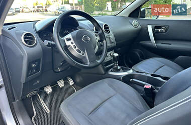 Внедорожник / Кроссовер Nissan Qashqai+2 2010 в 