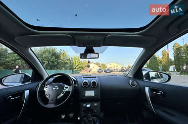 Внедорожник / Кроссовер Nissan Qashqai+2 2010 в 