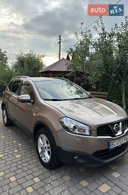 Позашляховик / Кросовер Nissan Qashqai+2 2013 в Львові