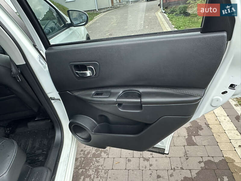 Внедорожник / Кроссовер Nissan Qashqai+2 2012 в Коломые