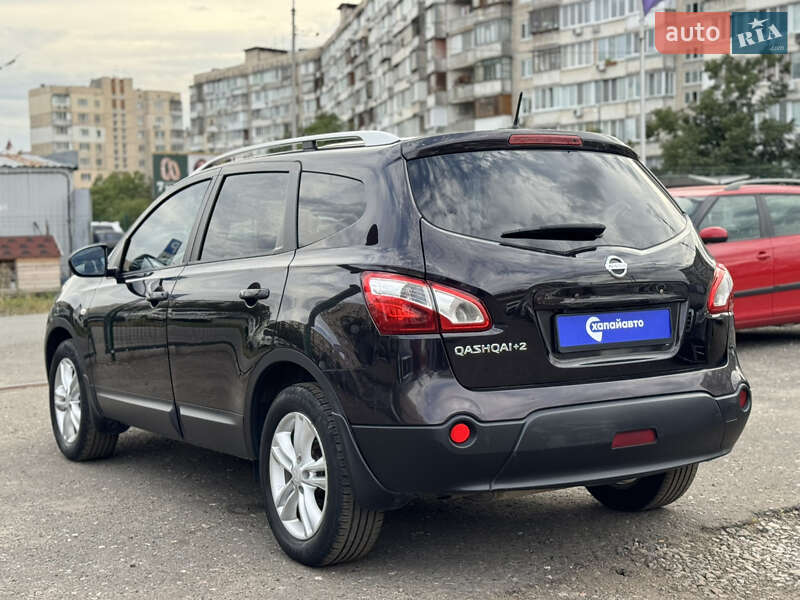 Внедорожник / Кроссовер Nissan Qashqai+2 2010 в Киеве