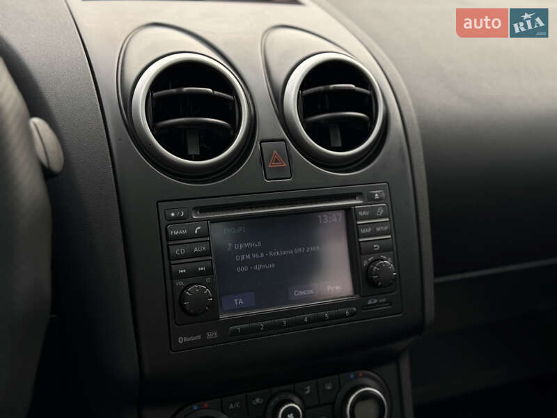 Внедорожник / Кроссовер Nissan Qashqai+2 2010 в Киеве