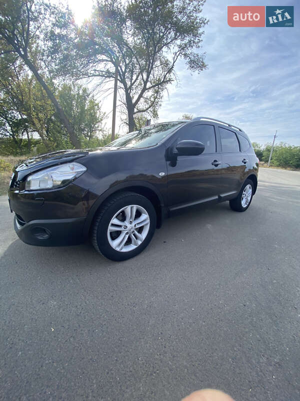 Внедорожник / Кроссовер Nissan Qashqai+2 2011 в Одессе фото 8 Внедорожник / Кроссовер Nissan Qashqai+2 2011 в Одессе
