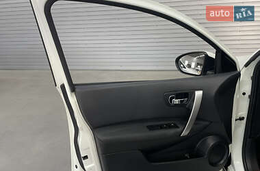 Внедорожник / Кроссовер Nissan Qashqai+2 2012 в 