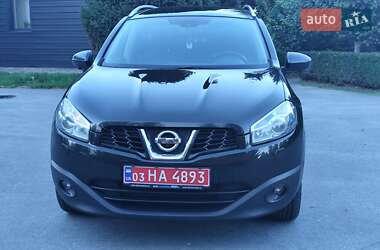 Внедорожник / Кроссовер Nissan Qashqai+2 2012 в 