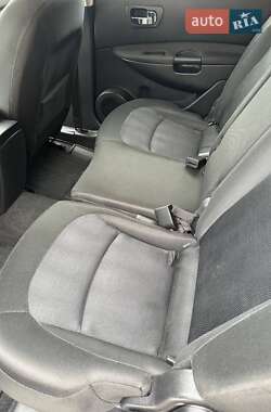Внедорожник / Кроссовер Nissan Qashqai+2 2011 в 