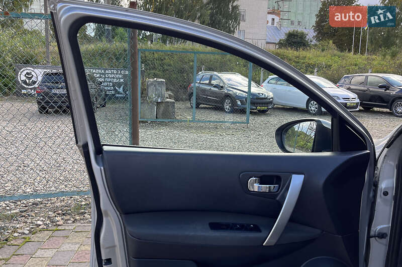 Внедорожник / Кроссовер Nissan Qashqai+2 2008 в Стрые