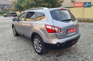 Внедорожник / Кроссовер Nissan Qashqai+2 2010 в 