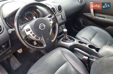 Внедорожник / Кроссовер Nissan Qashqai+2 2010 в 