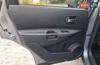 Внедорожник / Кроссовер Nissan Qashqai+2 2010 в 