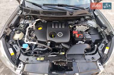 Внедорожник / Кроссовер Nissan Qashqai+2 2010 в 