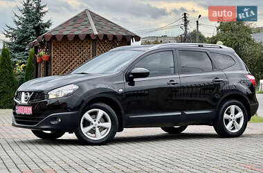 Внедорожник / Кроссовер Nissan Qashqai+2 2012 в 