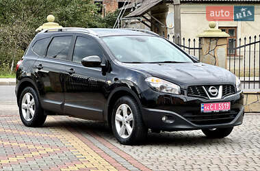 Внедорожник / Кроссовер Nissan Qashqai+2 2012 в 