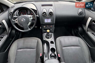 Внедорожник / Кроссовер Nissan Qashqai+2 2012 в 