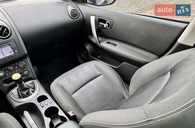 Внедорожник / Кроссовер Nissan Qashqai+2 2012 в 