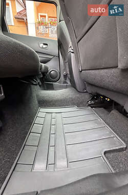 Внедорожник / Кроссовер Nissan Qashqai+2 2012 в 