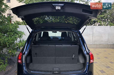 Внедорожник / Кроссовер Nissan Qashqai+2 2009 в 