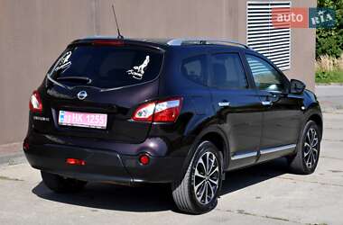 Внедорожник / Кроссовер Nissan Qashqai+2 2011 в 