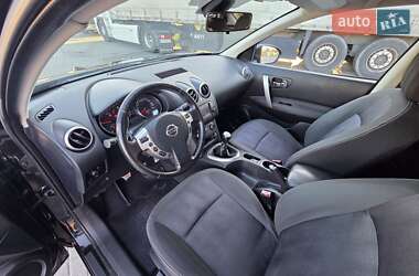 Внедорожник / Кроссовер Nissan Qashqai+2 2012 в 