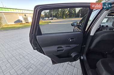 Внедорожник / Кроссовер Nissan Qashqai+2 2012 в 