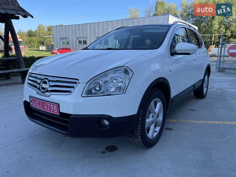 Nissan Qashqai+2 2009