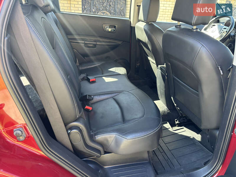 Внедорожник / Кроссовер Nissan Qashqai+2 2012 в Рожище
