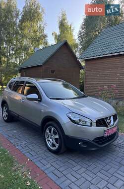 Позашляховик / Кросовер Nissan Qashqai+2 2011 в Луцьку