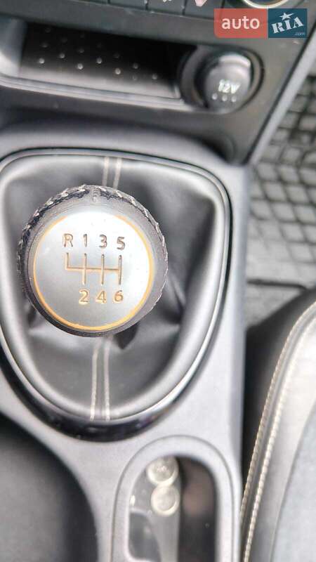 Внедорожник / Кроссовер Nissan Qashqai+2 2013 в Нововолынске