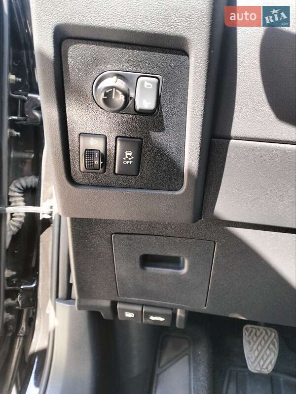 Внедорожник / Кроссовер Nissan Qashqai+2 2010 в Днепре