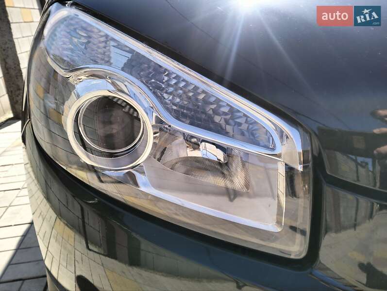 Внедорожник / Кроссовер Nissan Qashqai+2 2010 в Днепре