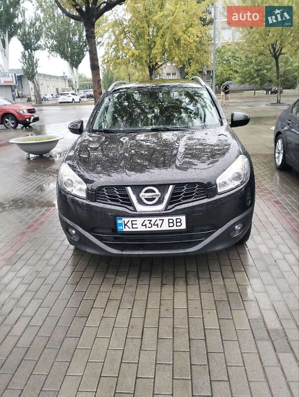 Внедорожник / Кроссовер Nissan Qashqai+2 2010 в Днепре