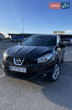 Внедорожник / Кроссовер Nissan Qashqai+2 2011 в Ивано-Франковске